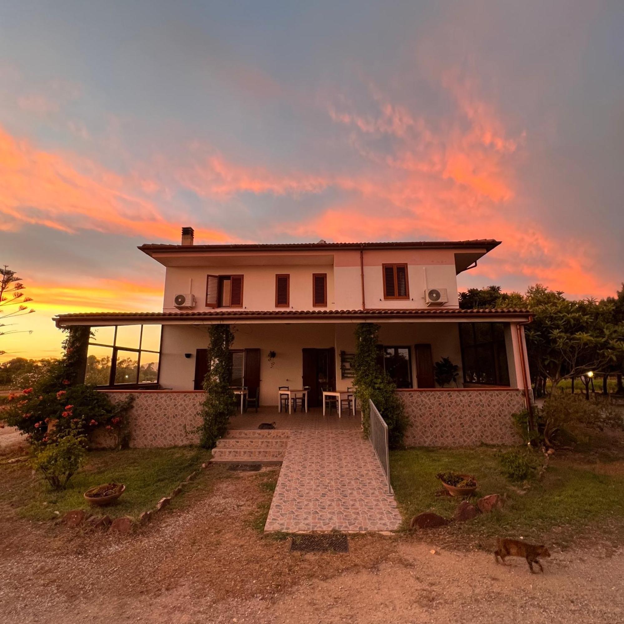 Agriturismo Graziano E Barbara Porto Conte Luaran gambar